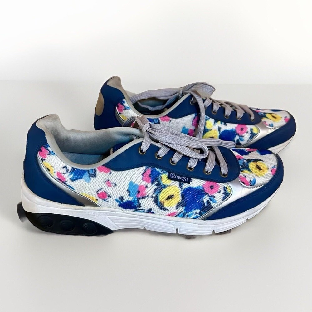 Therafit Women's Floral Print Athletic Shoes - Size 8 EUC